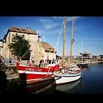 度假居 Les Deux Vallees Le Bois-Hellain