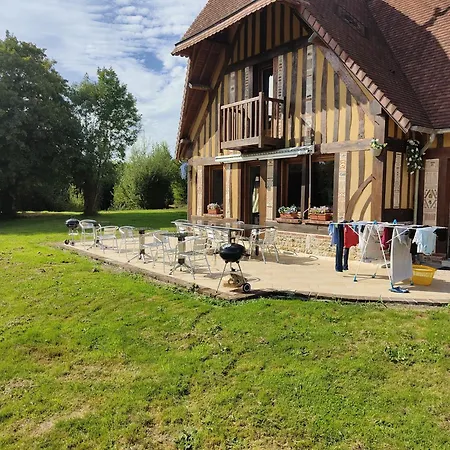 Les Deux Vallees 펜션