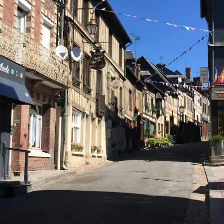 Les Deux Vallees 度假居 Le Bois-Hellain