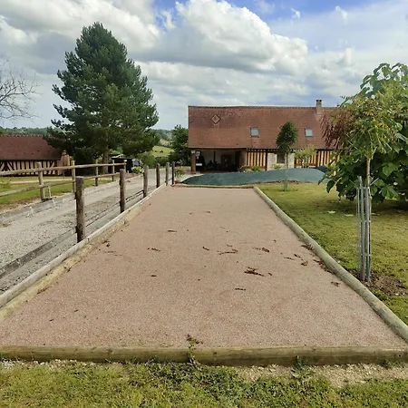 Les Deux Vallées Hébergement de vacances *