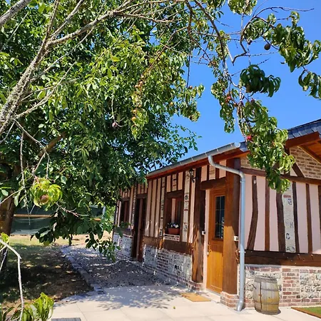 Les Deux Vallees Holiday home Le Bois-Hellain