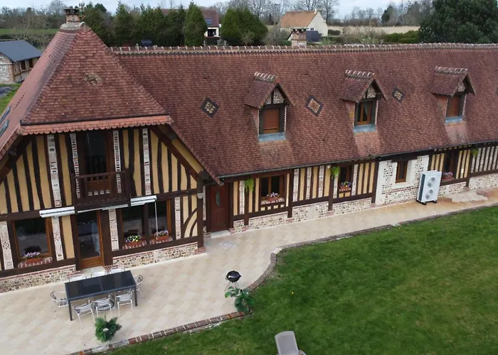 Les Deux Vallees Holiday home Le Bois-Hellain